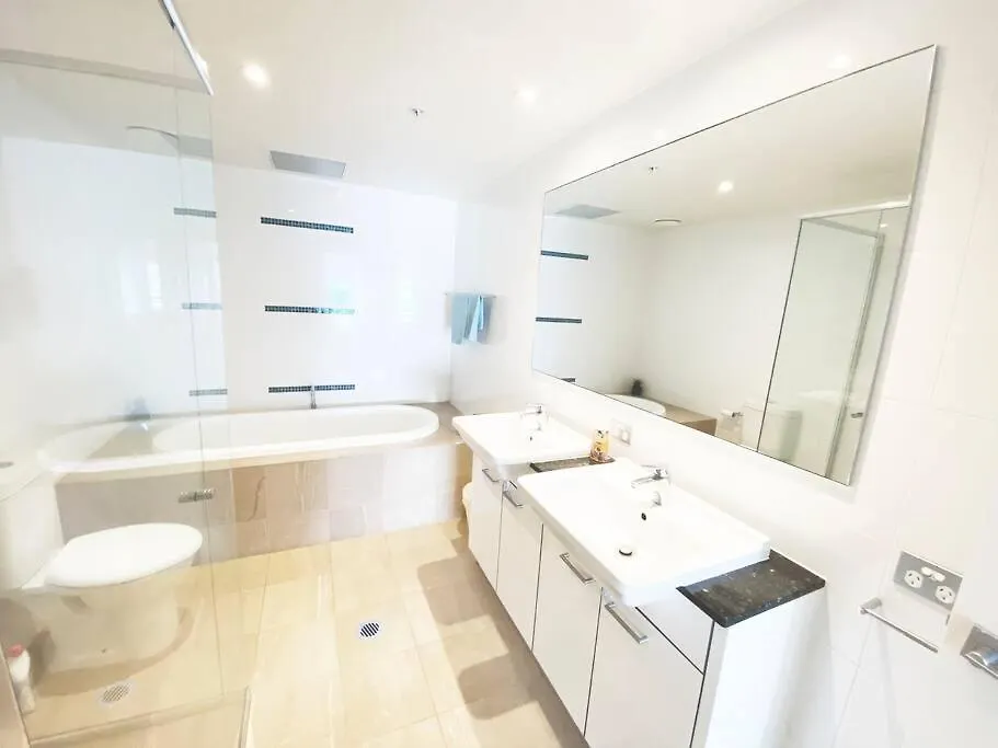 アパート Sea Views Broadbeach ゴールドコースト