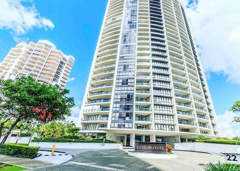 Sea Views Broadbeach ゴールドコースト アパート