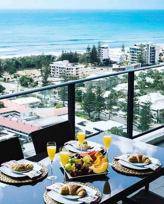 Sea Views Broadbeach ゴールドコースト