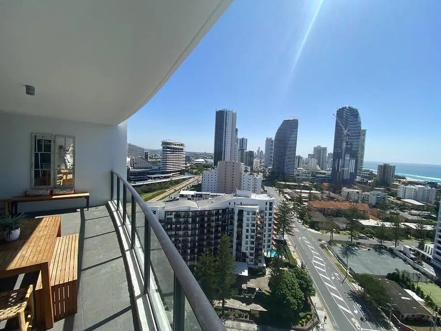 アパート Sea Views Broadbeach ゴールドコースト オーストラリア